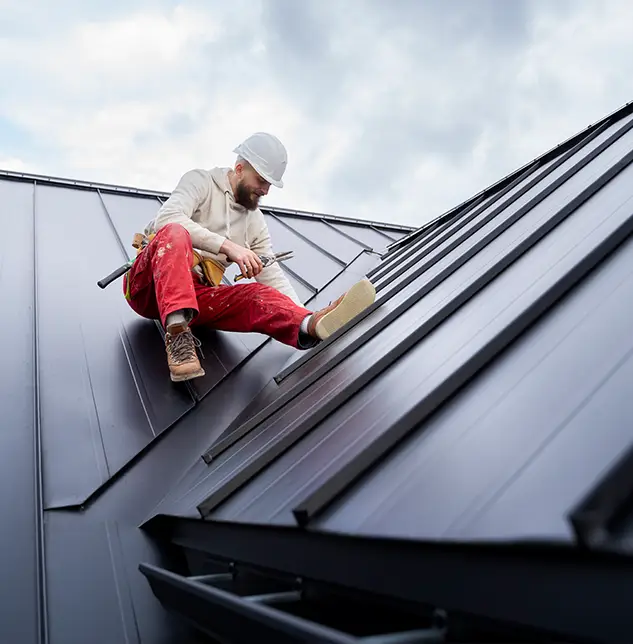 Reliable Roof Eaves Repair Company in Schaumburg, IL: Protecting Your Home's Edge