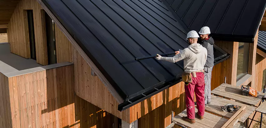 Professional Barn Roof Repair Services in Schaumburg, IL