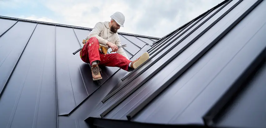 Professional Roof Valley Installation Services in Schaumburg, IL