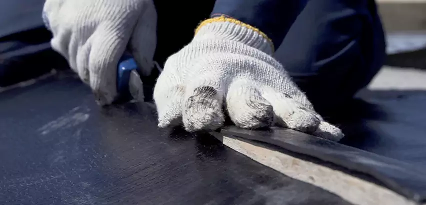 Rubber Roof Seam Repair in Schaumburg