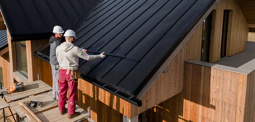 Metal Barn Roof Repair in Schaumburg