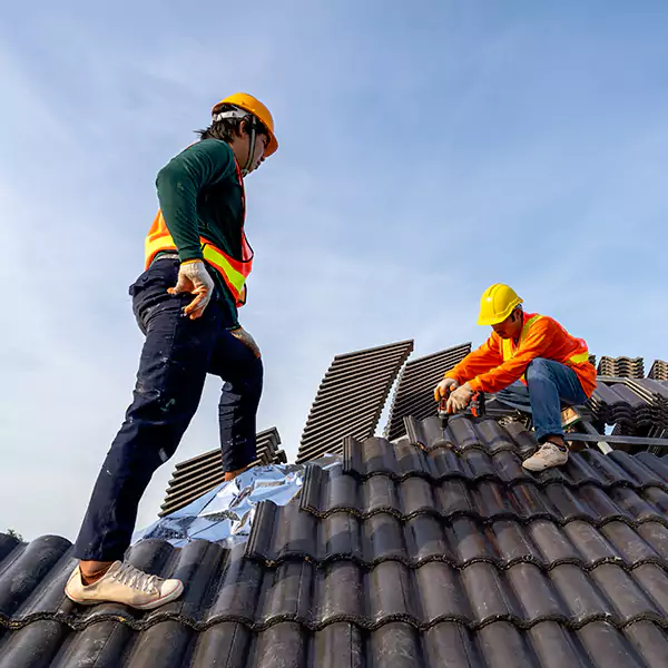 Why Schaumburg, IL Property Owners Trust Schaumburg Roofing Pro for Emergency Roof Repair?