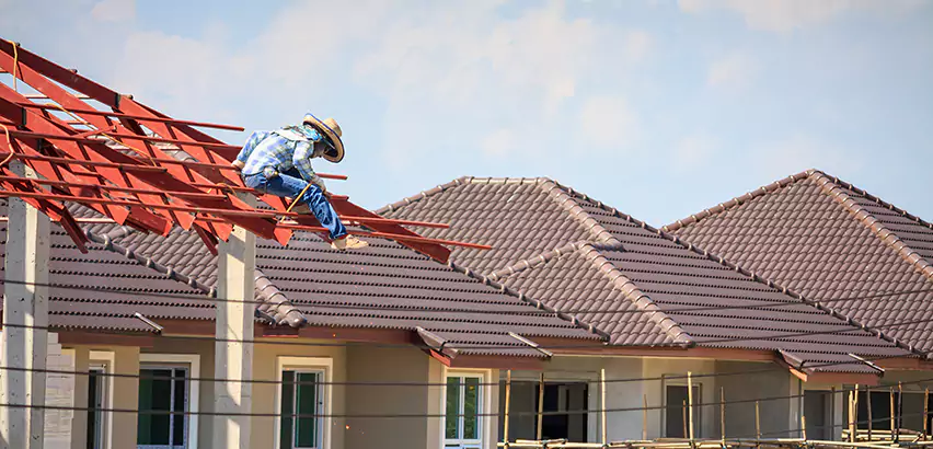 Professional Wind Damage Roof Repair Services in Schaumburg, IL